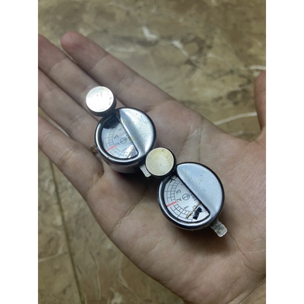 Đồng hồ đèn măng xông/ đèn kinh xông