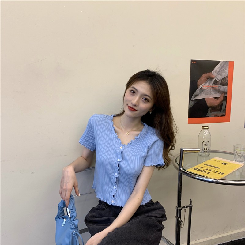 Áo cardigan tay ngắn phối ren dáng ôm cổ chữ V dành cho nữ | BigBuy360 - bigbuy360.vn