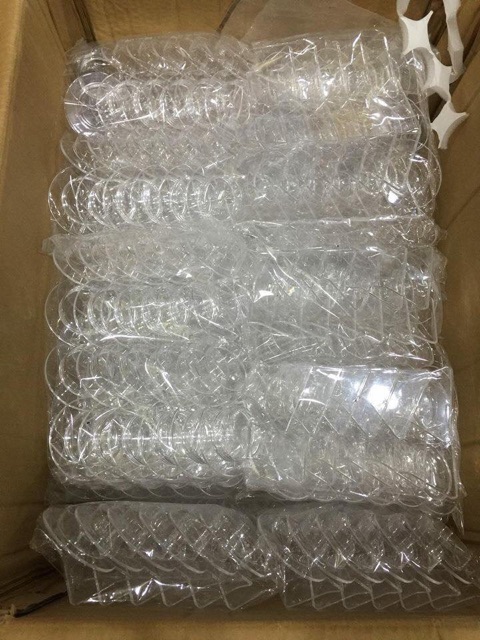 Đế trưng bày vòng tay acrylic bóng đẹp chỉ 15k