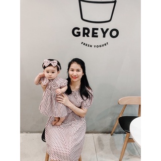 váy đôi mẹ và bé gái