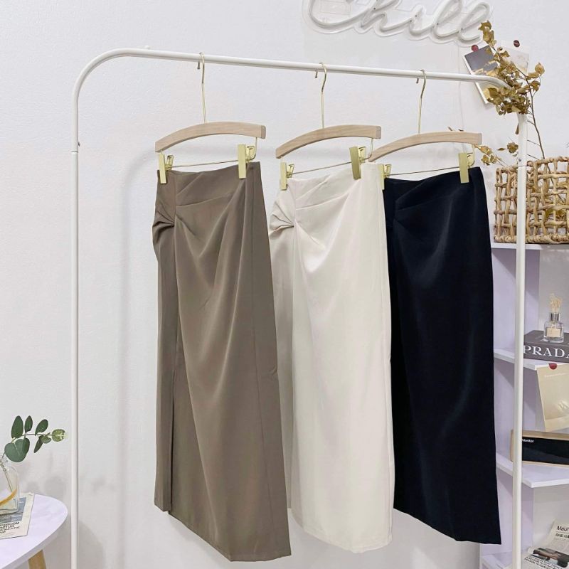 Chân váy dúm eo xẻ trước hàng QCL1