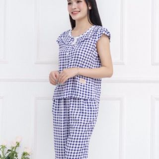 Bộ lanh kẻ và hoa siêu mát