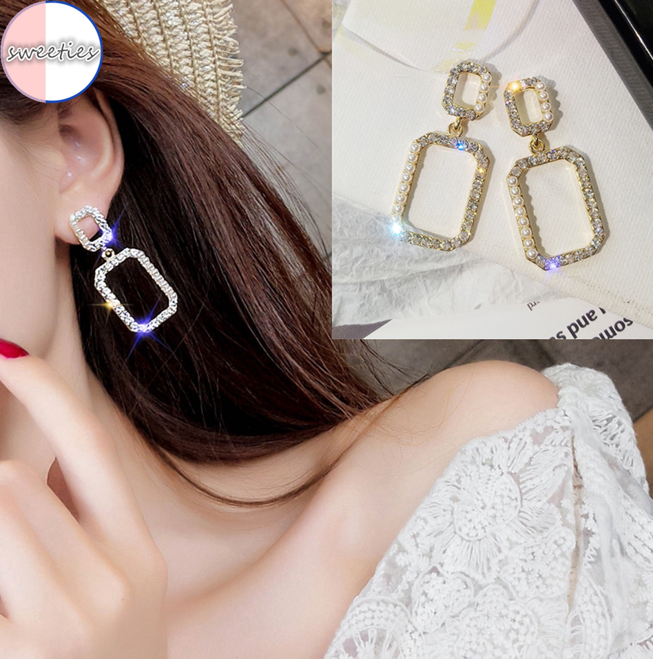 Đôi bông tai đính đá kiểu dáng thời trang phong cách retro dành cho nữ