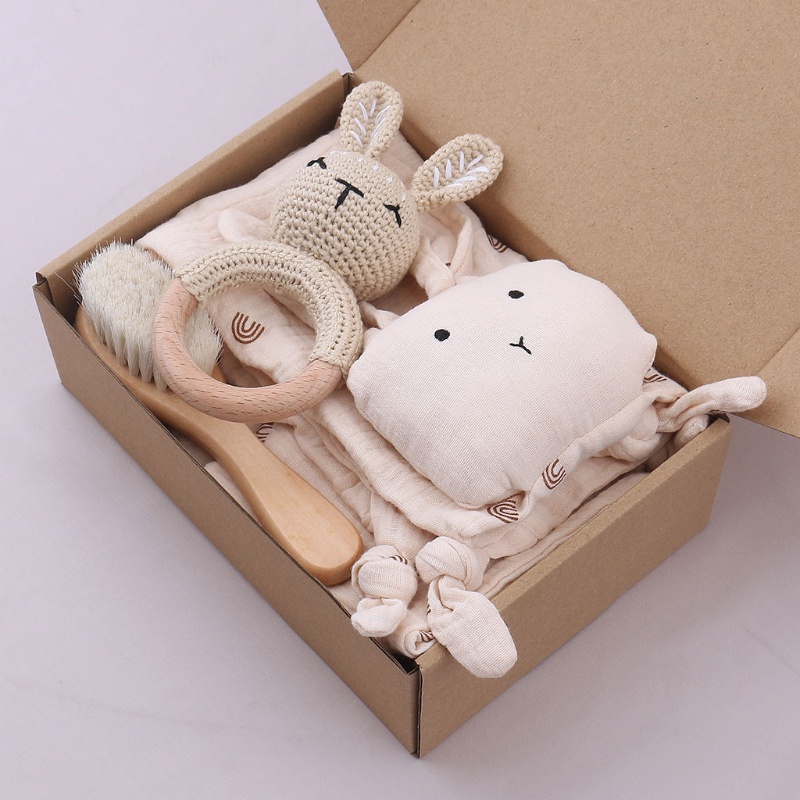 Set 5 Món Đồ Chơi Gồm Khăn Lau Mặt / Yếm Đan Móc Lục Giác Làm Quà Tặng Cho Bé Sơ