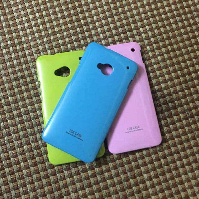 Ốp HTC M7 hiệu SGP bóng