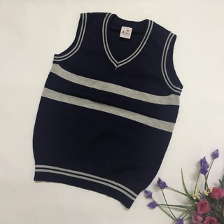 Áo len ghi lê cổ tim cho bé trai