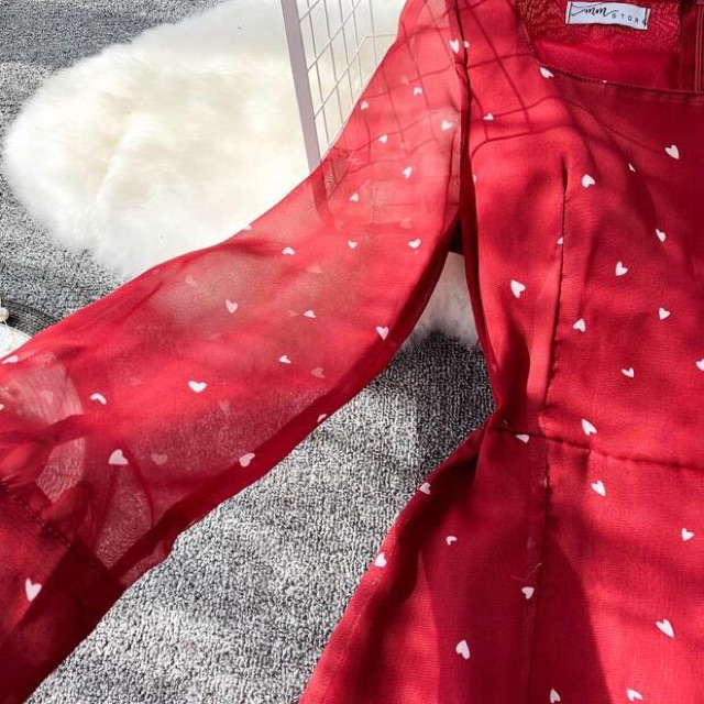 [HÀNG ORDER] Đầm đỏ hoạ tiết trái tim đẹp xuất sắc | BigBuy360