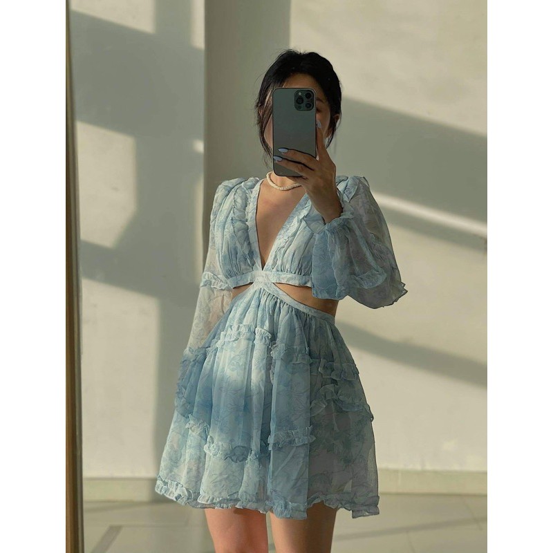 Đầm hở lưng đính tùng váy | BigBuy360 - bigbuy360.vn