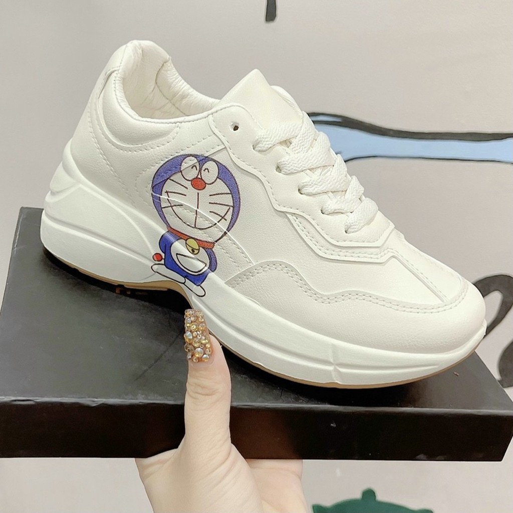 Giày BATA Doraemon đế nâu sang trọng size 35-39 | BigBuy360 - bigbuy360.vn