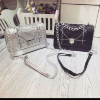 Túi đính kim sa