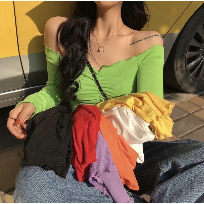 Áo Croptop Tay Dài Trễ Vai Nhiều Màu Sắc Nữ Tính Phong Cách Ulzzang Hot Trend 2022
