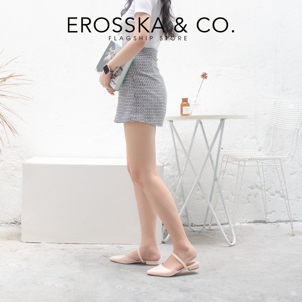 Erosska - Giày mũi nhọn gót bệt 1,5 cm màu đen - EL019