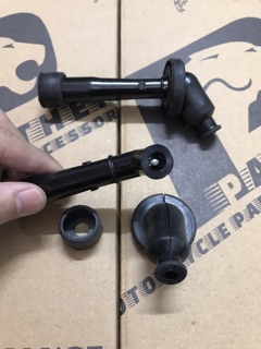 Chụp bugi Raider/Satria Fi (hàng indonesia)