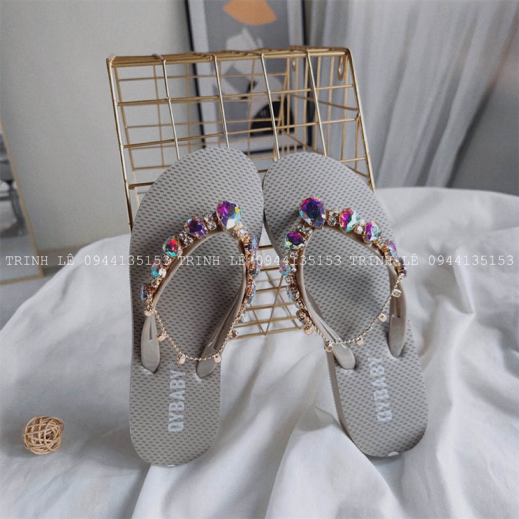 Dép Xỏ Ngón Nữ Đính Đá QC Cao 2cm Đế Cao Su Cao Cấp Êm Mềm Hot Trend TRINH LÊ SHOP GIÀY DÉP HTB66