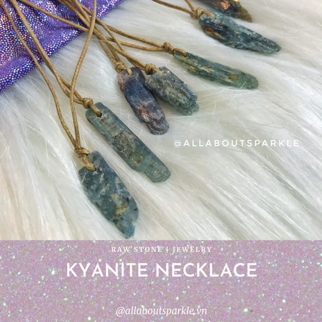 Vòng cổ đá Kyanite thô