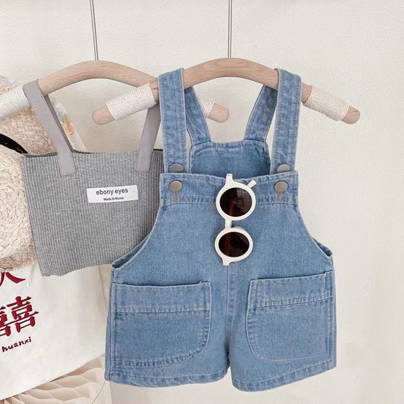 Quần Yếm Jeans Ngắn Màu Trơn Có Túi Lớn Dễ Thương Cho Bé Gái