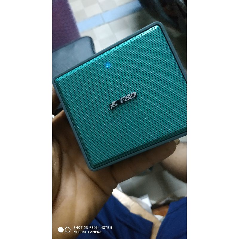 loa Bluetooth F&D W5 like new 96%