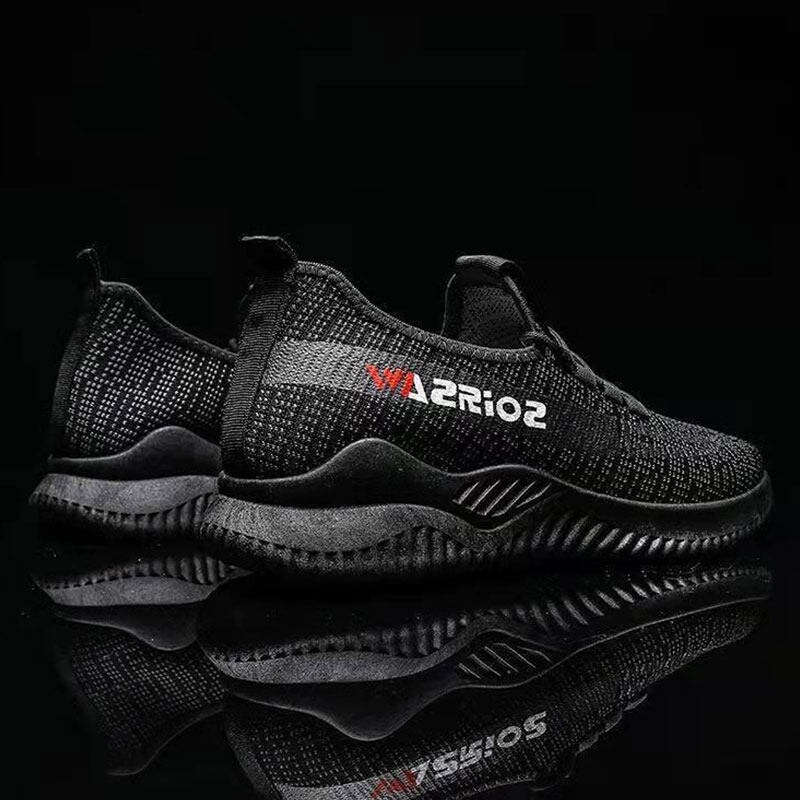 Giày Thể Thao Chạy Bộ Đế Mềm Thoải Mái Màu Xám Đen availab Mới Cho Nam