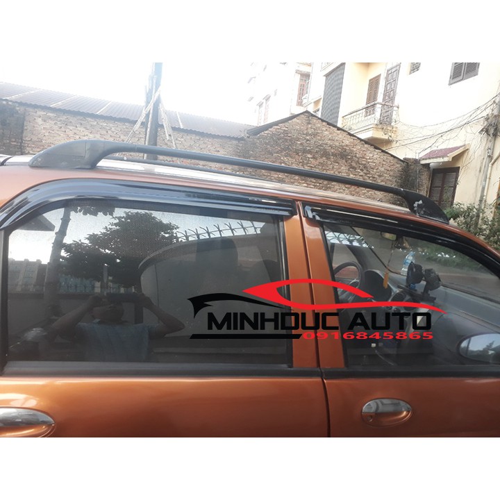 Vè Che Mưa Nhựa Đen Chevrolet Spark