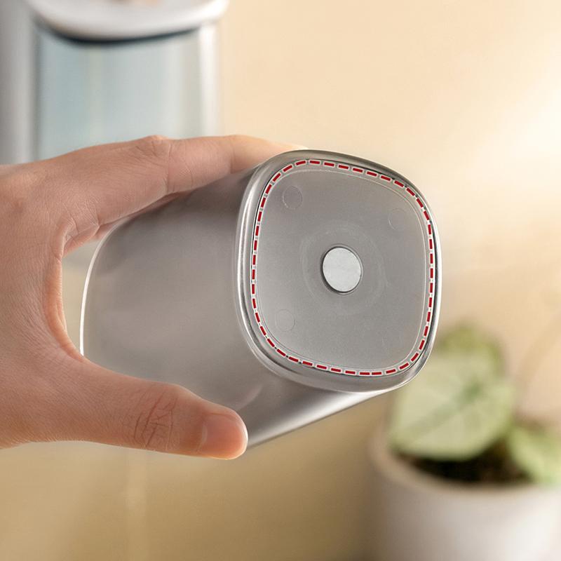 Giá treo ly đánh răng bằng nhựa cao cấp có nam châm tiện lợi