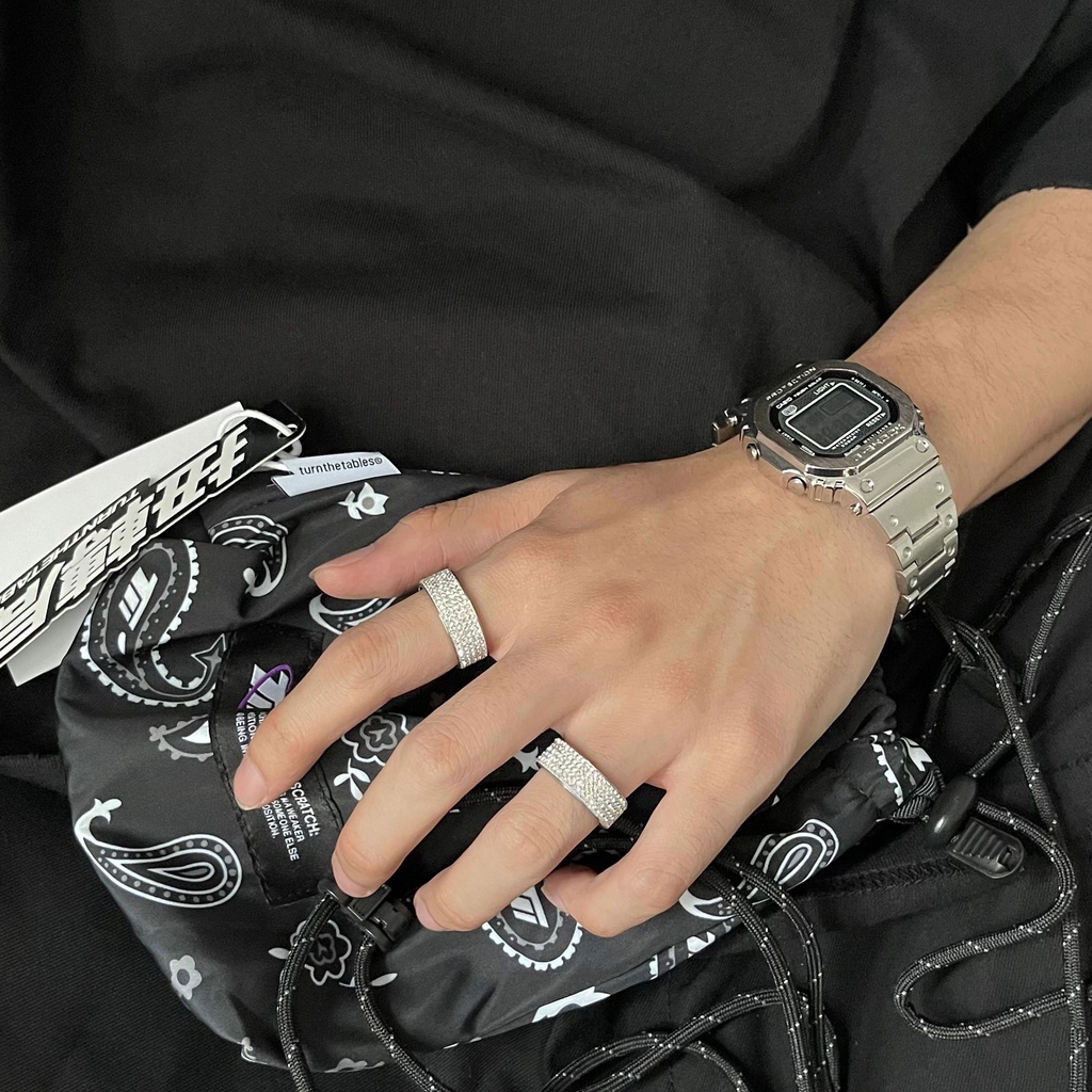 Nhẫn Thời Trang Bling Bling Kuu Clothes DRING Màu Bạc Đính Đá Lấp Lánh Màu Bạc Trắng Chất Liệu Titan Không Gỉ