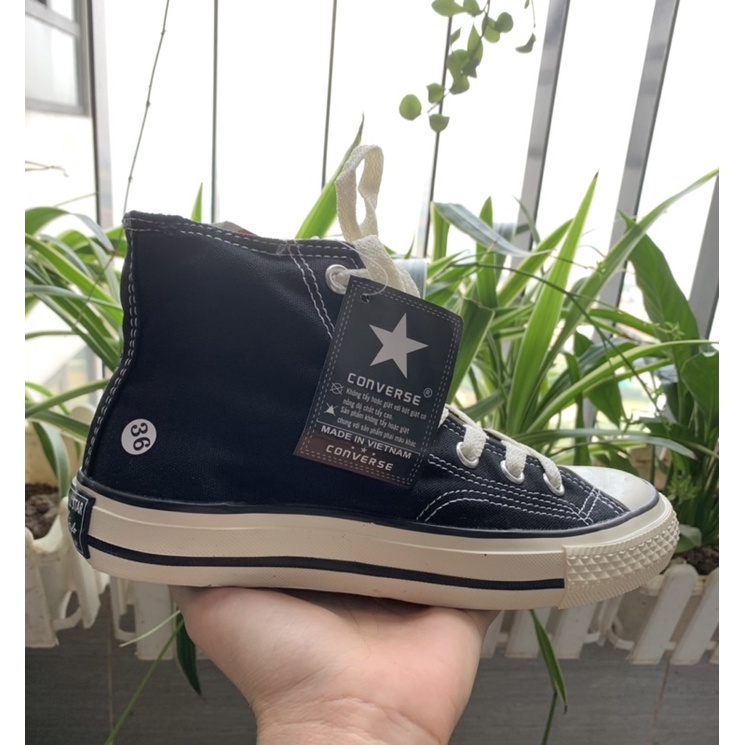 Thanh Lý Giày Cổ Cao Vải 2 Màu Đen Và Trắng Cổ Cao 1970s Mũi Bóng Lót Xanh Có Ảnh Thật