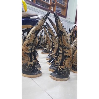 Cặp sừng trâu trạm khắc tinh xảo