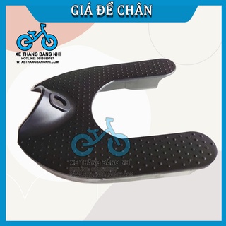Giá để chân chơi xe thăng bằng