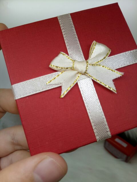 COMBO SỈ HỘP NƠ ĐỰNG VÒNG, LẮC TAY TRẺ EM