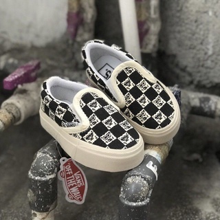 Giày thể thao Vans màu trắng đen cá tính cho bé