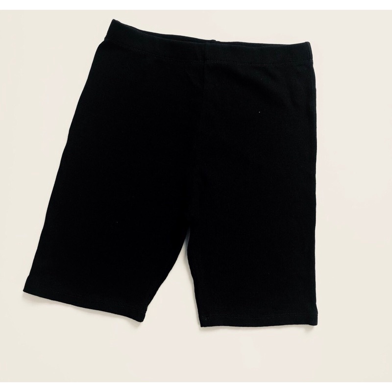 Quần biker nữ màu đen có viền lai 2 bên sườn chất cotton gân vnxk