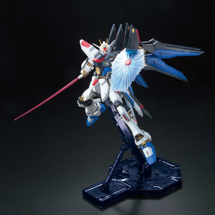 Mô Hình Gundam Bandai MG Strike Freedom Full Burst Mode [GDB] [BMG]