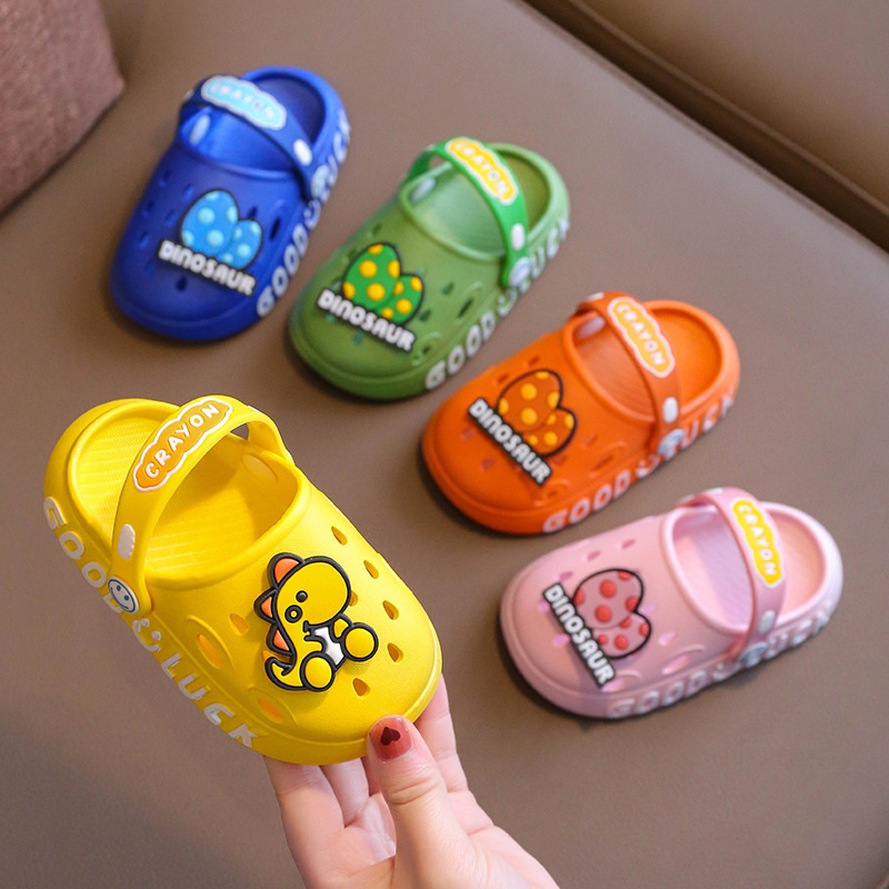 Dép sục cho bé 1, 2, 3, 4, 5,6 tuổi có quai và đế chống trượt