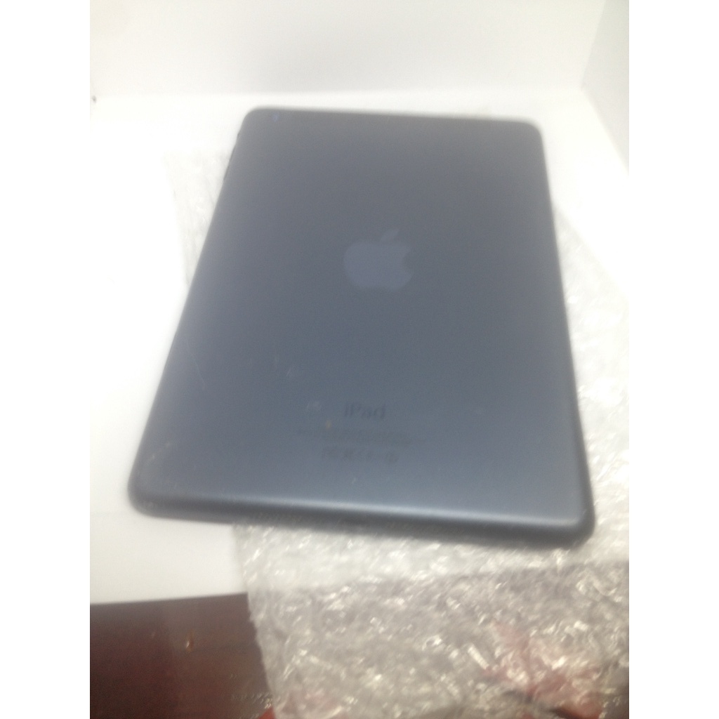Ipad mini 1 ok tất cả chỉ hư cảm ứng do lệch 2 chân socket cắm dây cảm ứng, đang hoạt động bình thường Pin 70% | BigBuy360 - bigbuy360.vn