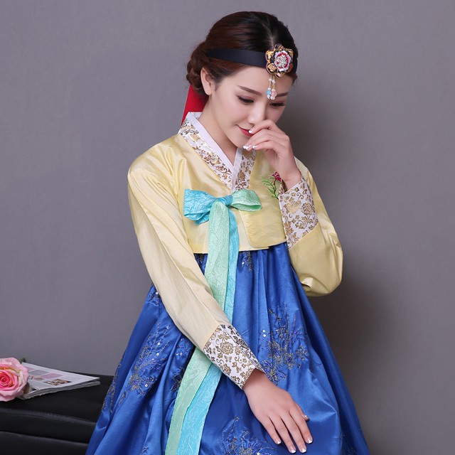 Bờm tóc, trâm cài, dây cài và tùng mặc cùng Hanbok. Hàng đặt trước 10 ngày.