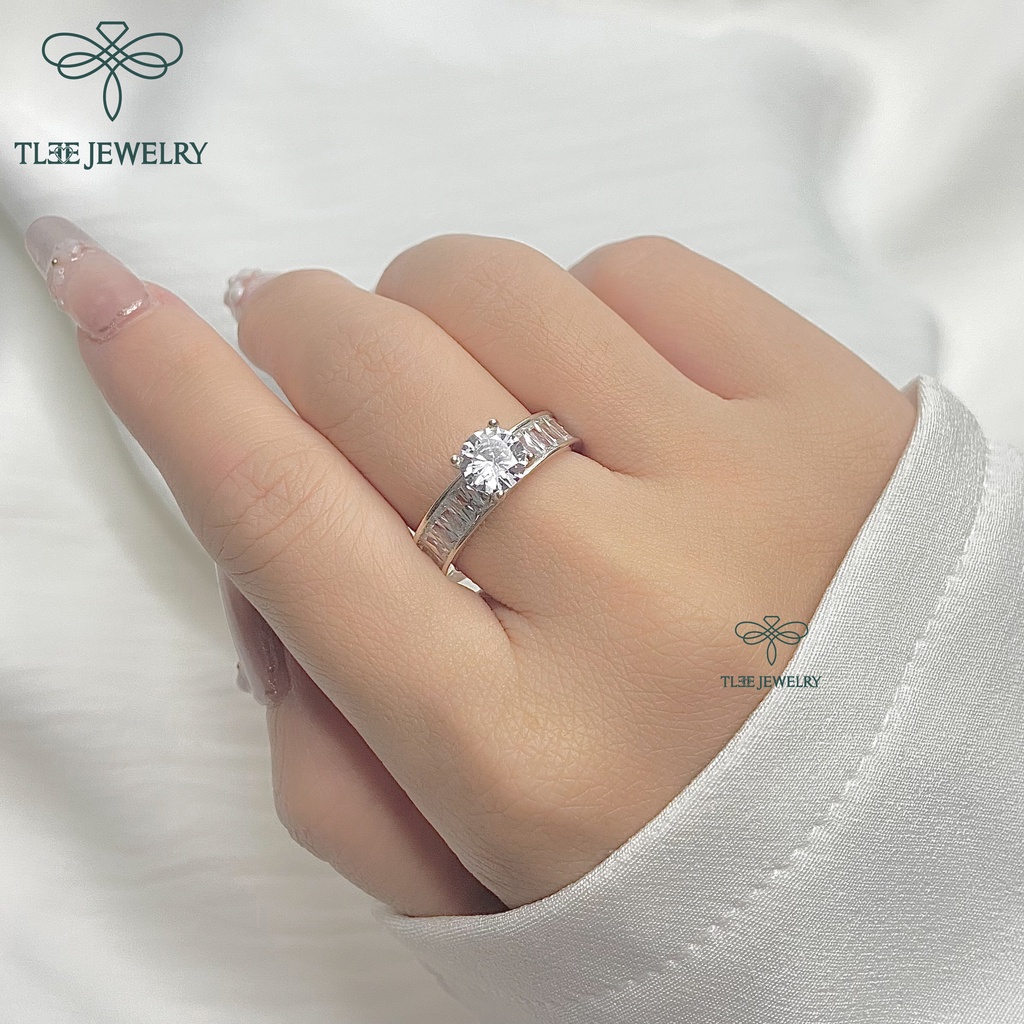 Nhẫn bạc nữ TLEE trụ đá bốn chấu viền đá kết cao cấp TleeJewelry A0101