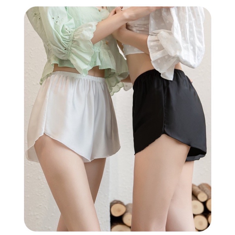 Quần Đùi Nữ Lụa Satin Cao Cấp cho Mẹ , mặc Ngủ, mặc Trong váy Chất Lụa Mềm, mịn,mát