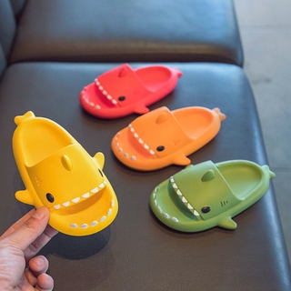 Dép Sandal Hình Cá Mập 3d Đáng Yêu Cho Bé