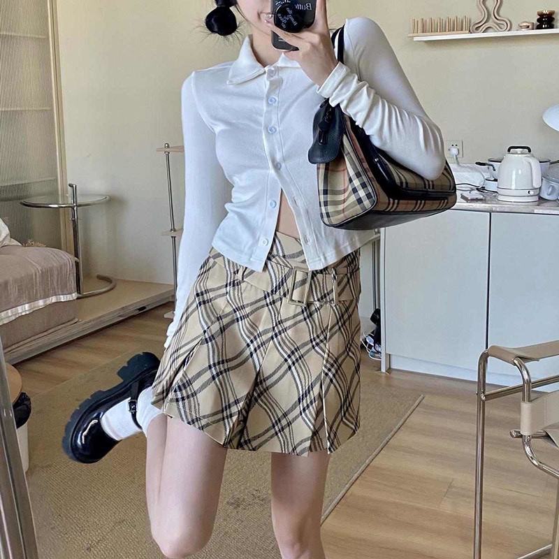 Áo cardigan IELGY cổ polo màu trơn dáng ôm/Chân váy phong cách retro thời trang