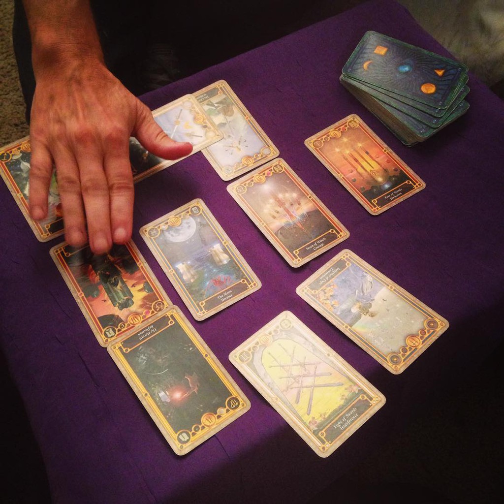 Quest Tarot (Mystic House Tarot Shop)