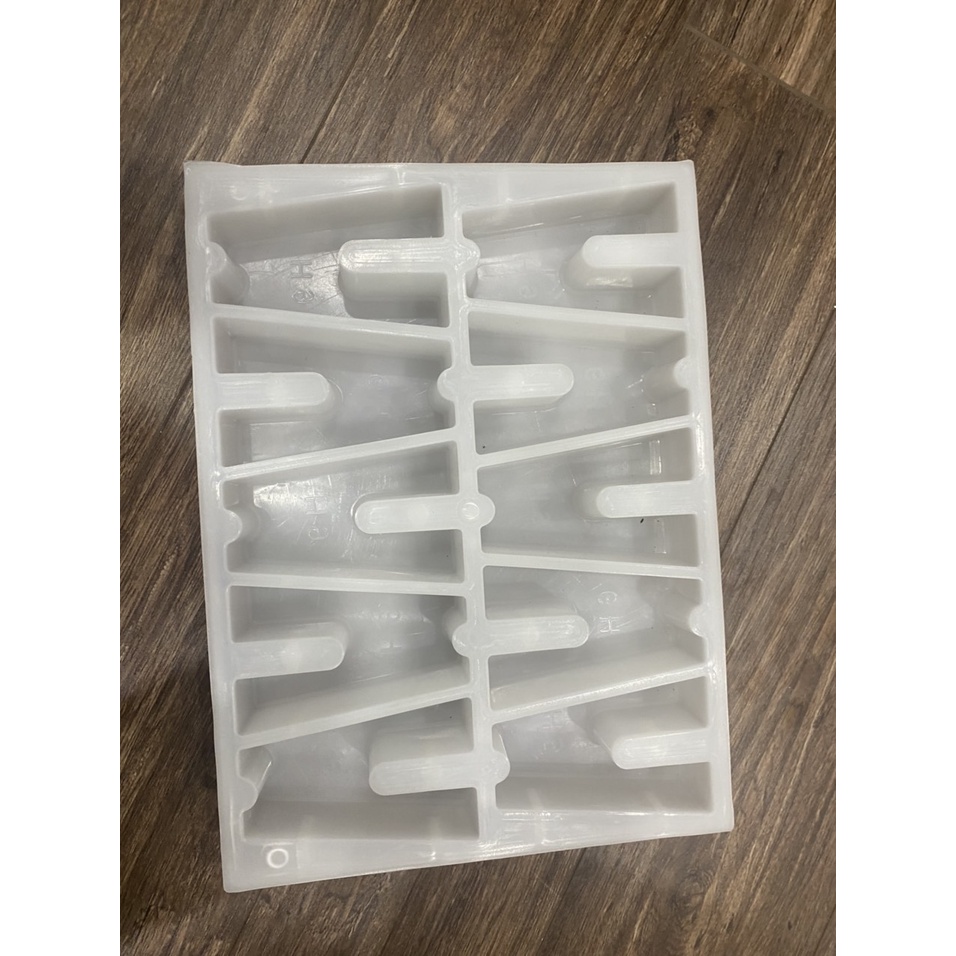 🌻⭐🌻⭐ Khuôn đúc con kê bê tông H9 🌻⭐