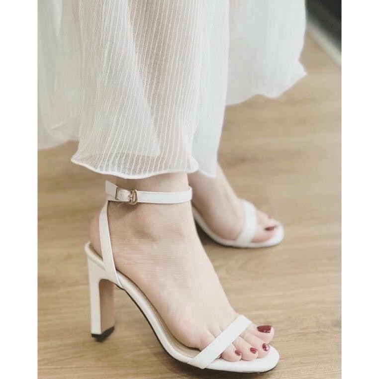 Giày sandal nữ gót dẹt 9cm cách điệu