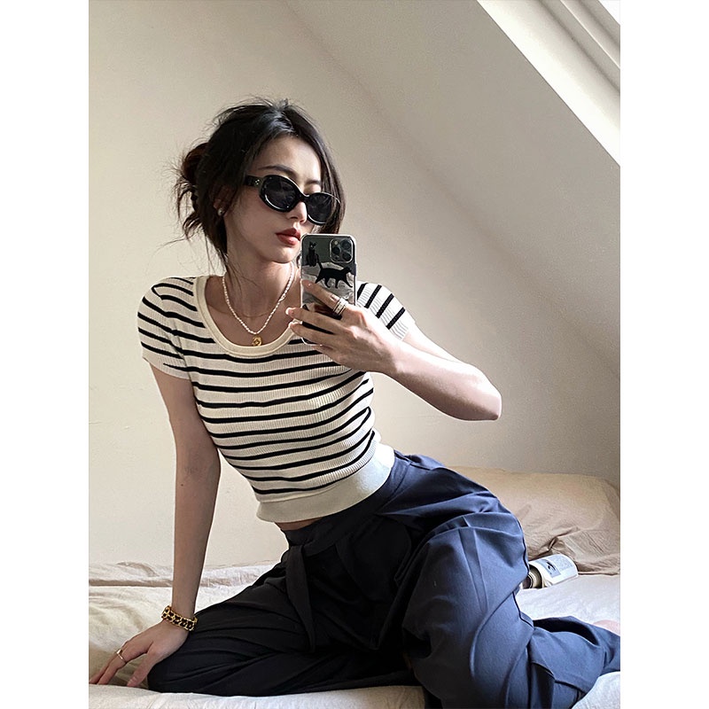 Áo Thun Dệt Kim Cổ Tròn Dáng Ôm Họa Tiết Kẻ Sọc Màu Sắc Tương Phản Thời Trang Cho Nữ