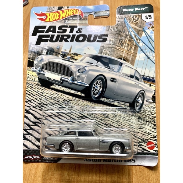 Xe mô hình Hotwheels Aston Martin DB5