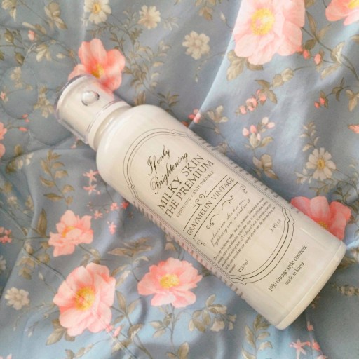 Sữa Dưỡng Nâng Tone Cho Da Mặt Và Toàn Thân Graymelin Milky Skin The Premium 100ml