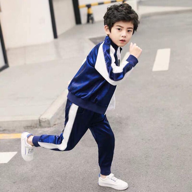 Bộ thể thao cho bé trai