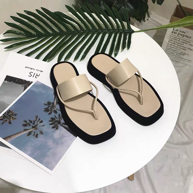 Dép Sandal Xỏ Ngón Đế Dày Thời Trang Đi Biển Mùa Hè Mới