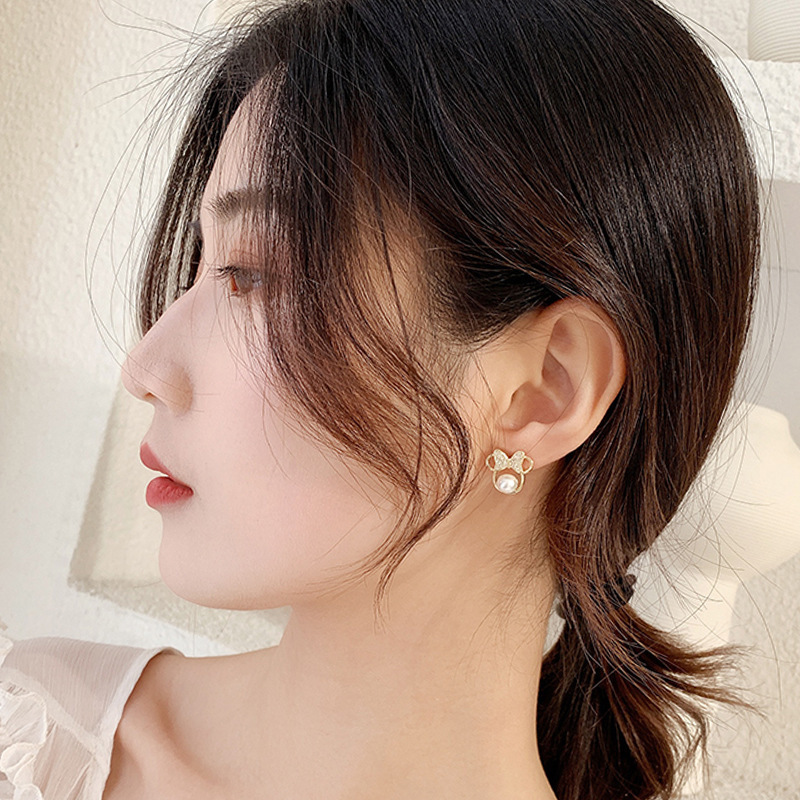 Khuyên tai hình nơ đính ngọc trai giả sang trọng thời trang cho nữ