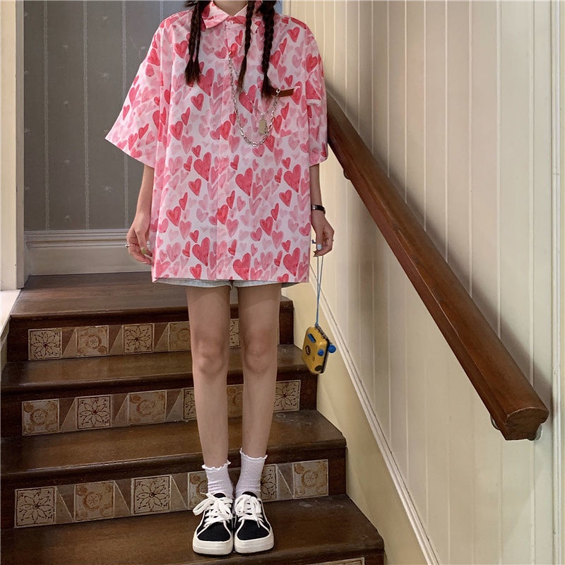 Áo Sơ Mi Ngắn Tay Cổ POLO Dáng Rộng In Hình Trái Tim Graffiti Cá Tính Dành Cho Nữ