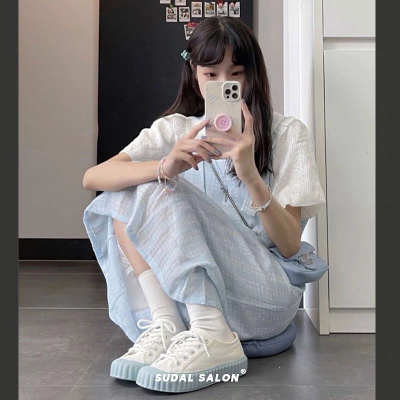 Váy yếm xanh nhạt hot trend phong cách Hàn Quốc ordertaobao